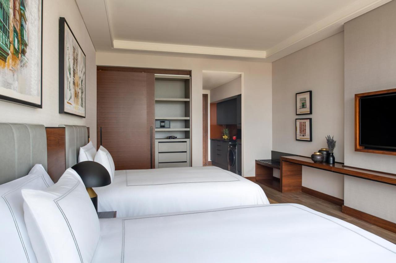 Swissotel Living Yidda Exterior foto A room at the hotel